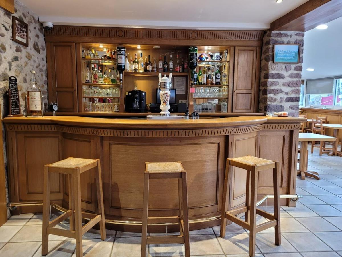 Hotel Restaurant Txistulari Itxassou Exterior photo